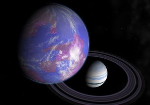 UNe excolune en orbite autour d'une exoplanète à anneaux.
