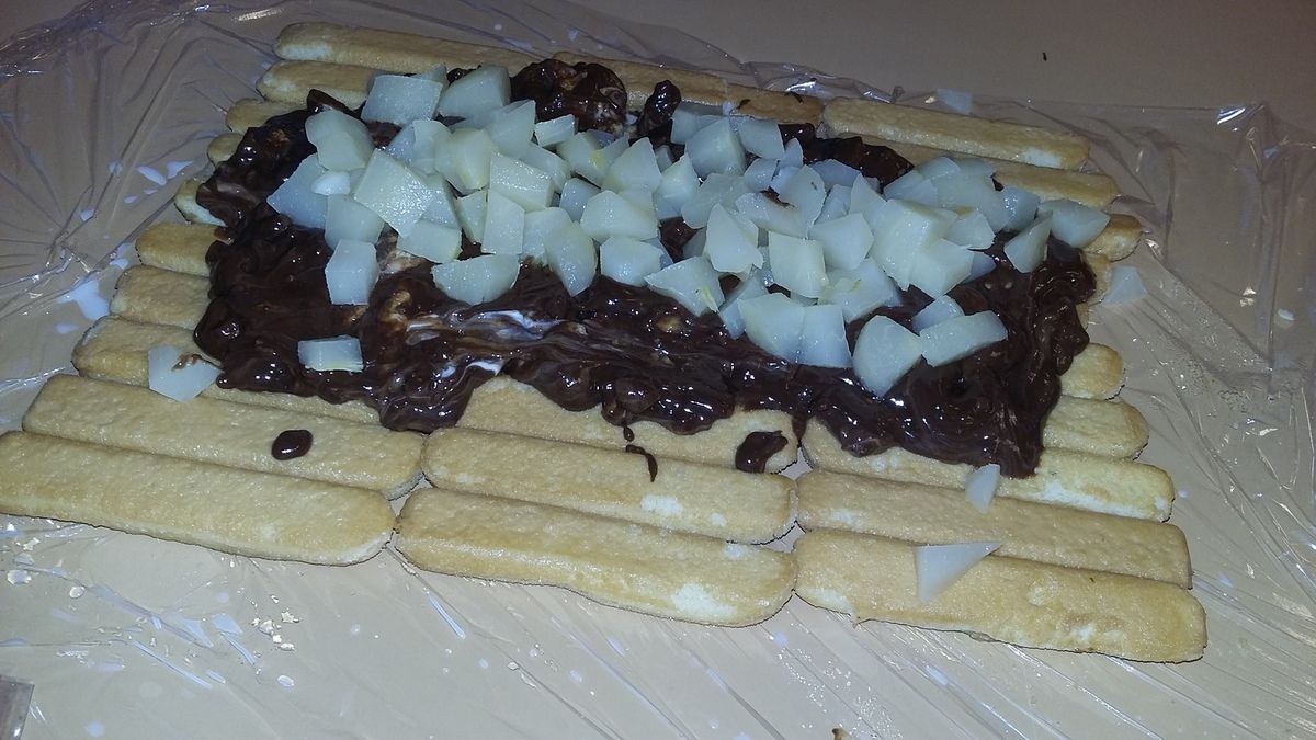 Gateau Roule Boudoir Au Chocolat Et Poire Notre Amour De Cuisine