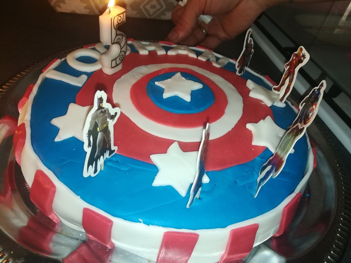 Gateau Captain America Notre Amour De Cuisine Gateau Captain America Notre Amour De Cuisine