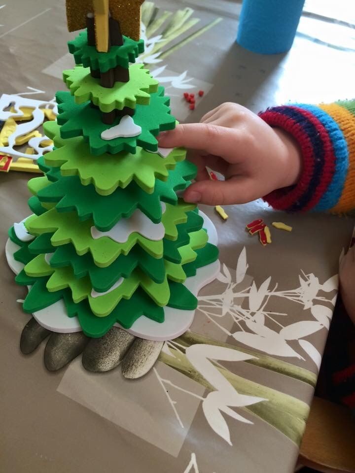 Sapin en mousse à assembler Gifi - L'aventure créative avec mes loulous