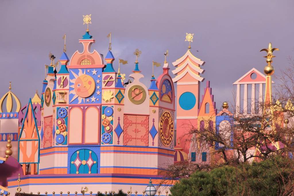 Le monde des poupées - Disneyland - La France de Poupie