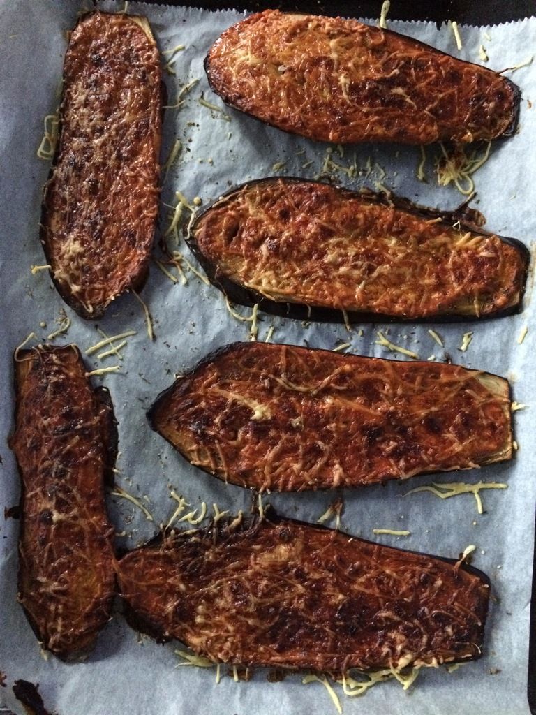 Tranches d'aubergine gratinées