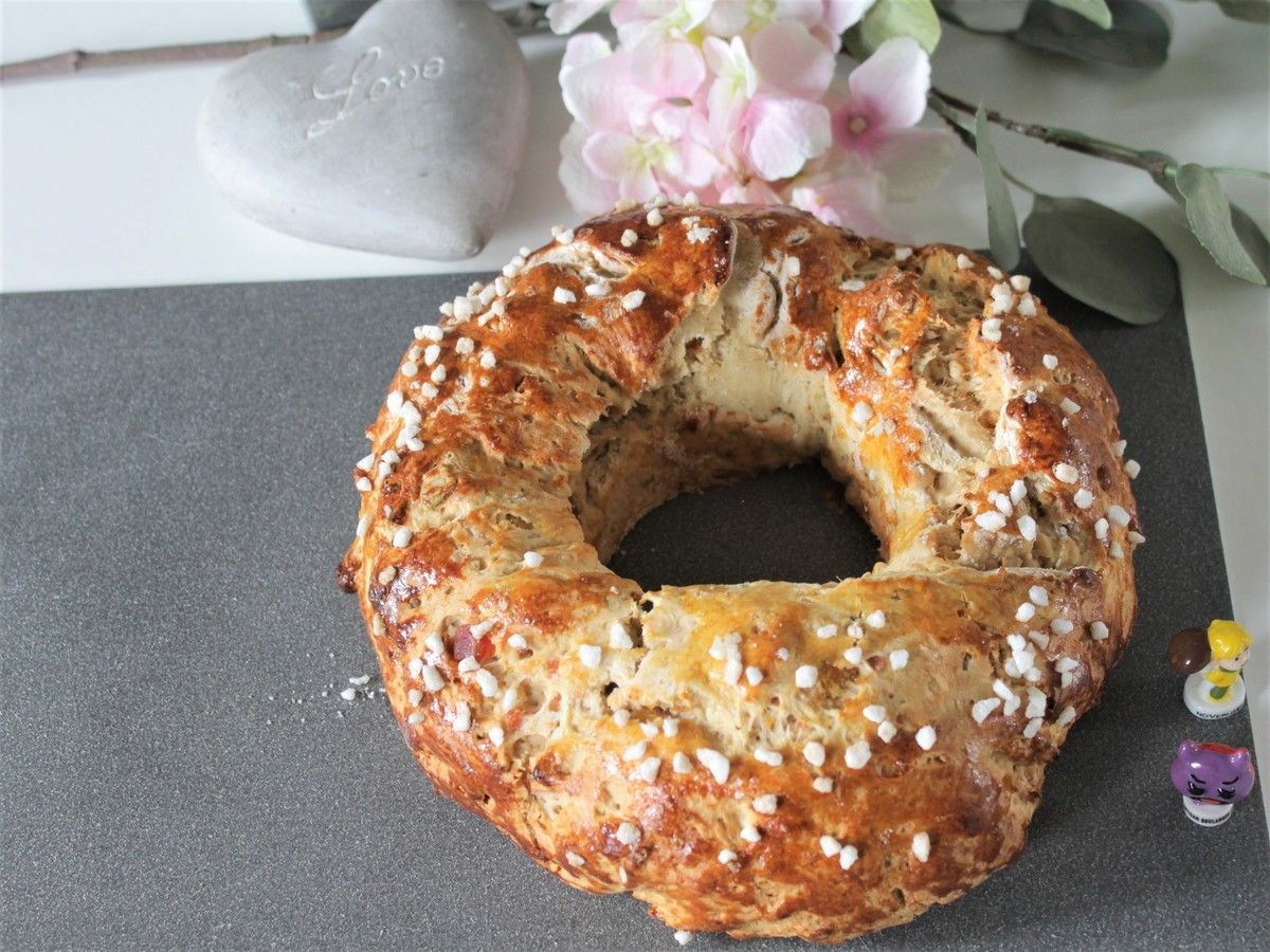 Brioche Aux Fruits Confits Au Thermomix Couronne des rois briochée express aux fruits confits au Thermomix-5sp  Weight Watchers - Comme une Violette