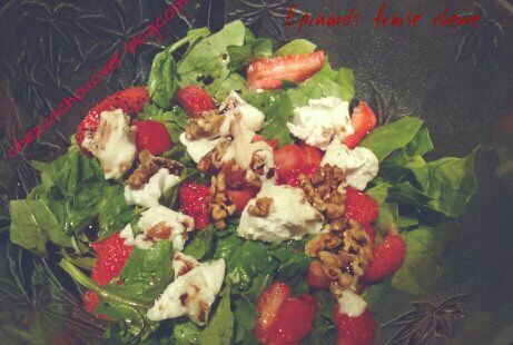 Salade épinards & fraises & chèvre 