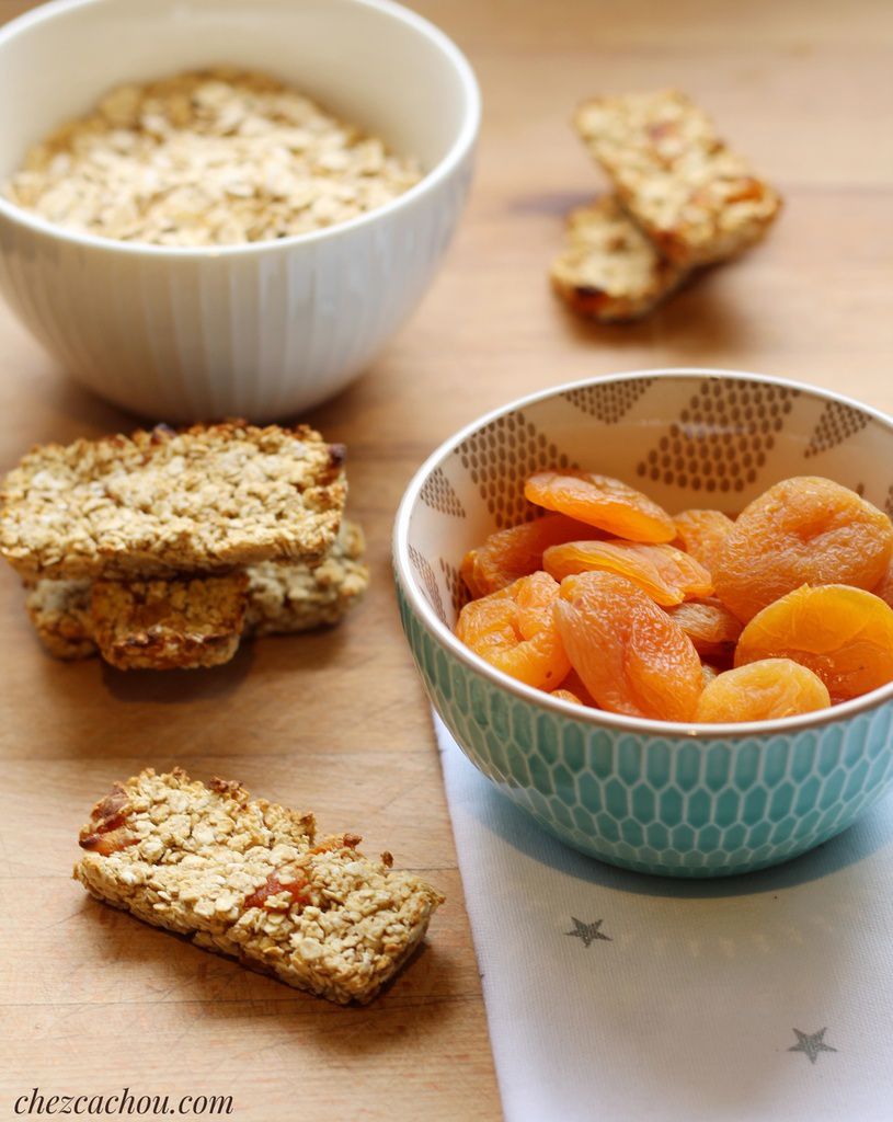 Barres De Cereales Aux Flocons D Avoine Et Abricots Secs Chezcachou