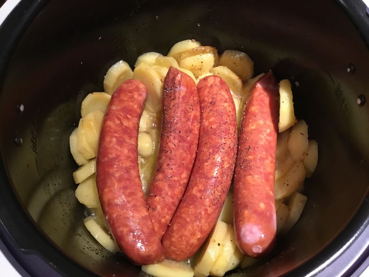 Saucisses de Montbéliard et ses pommes de terre au cookeo companion ou  thermomix - Les recettes de sandrine au companion ou pas