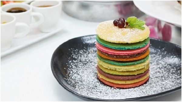 Icing sugar còn được dùng để trang trí cho cho những chiếc bánh thêm xinh xắn