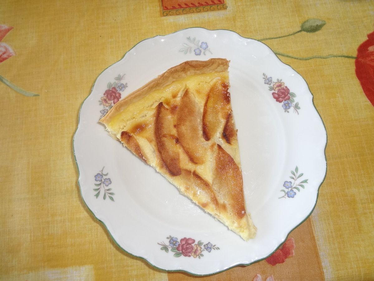 TARTE AUX POMMES A L ALSACIENNE 