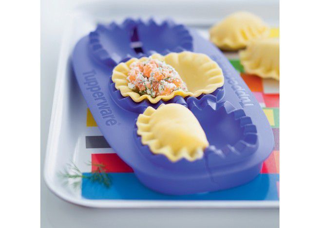 PETITS CHAUSSONS AVEC LE TRI PARTY TUPPERWARE - Les recettes de Mumu