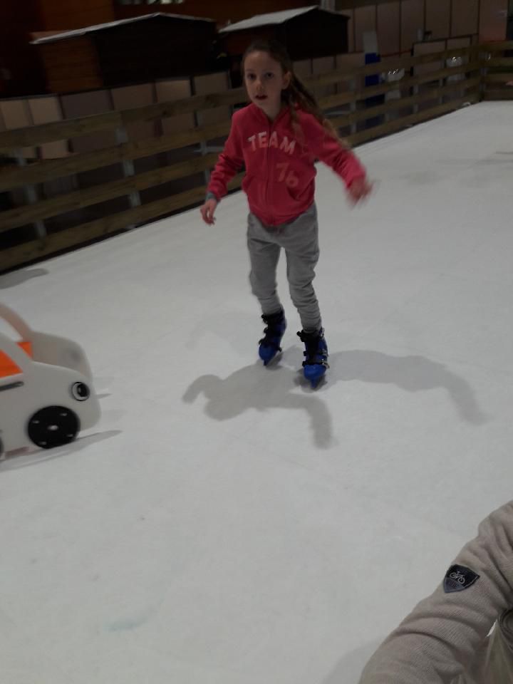 Sortie kids parc ce matin pour les grands à Lille Grand Palais: au programme patinoire escalade roller Curling et plein d'autres choses encore....