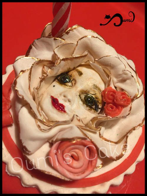 Support à bougie &quot;Masque vénitien&quot; inspiré par la rose du petit prince - entièrement modelé en pâte à sucre à la main  - peint au liner avec colorants alimentaires 