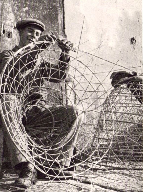 TRADITIONS ARTISANALES AJACCIENNES.