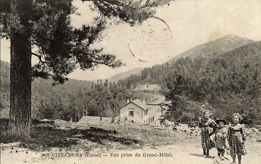 LUNETTA ET LE MISSIONNAIRE.