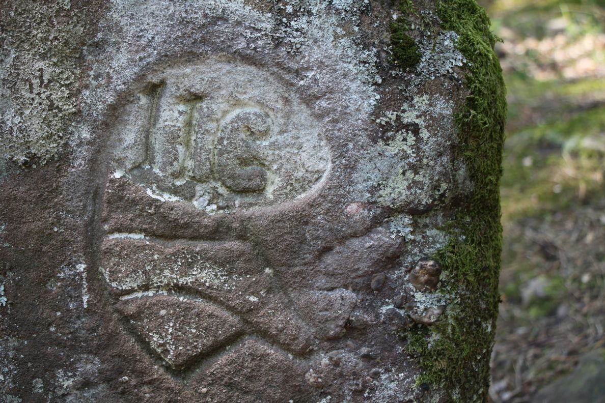 lieu de sacrifice en 5 lettres