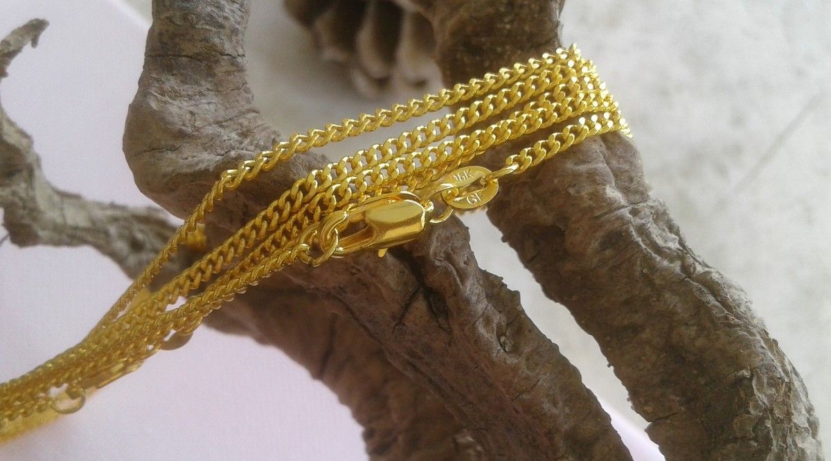 chaine maille gourmette 41cm,plaqué or poincon 18k,gold filled,16 pouces,fermoir mousqueton,bijou collier pendentif,femme homme,gothique boheme hippie,punk edouardien victorien,kawaii,cadeau fete ceremonie,anniversaire retraite noel,st valentin mariage,amour amitié