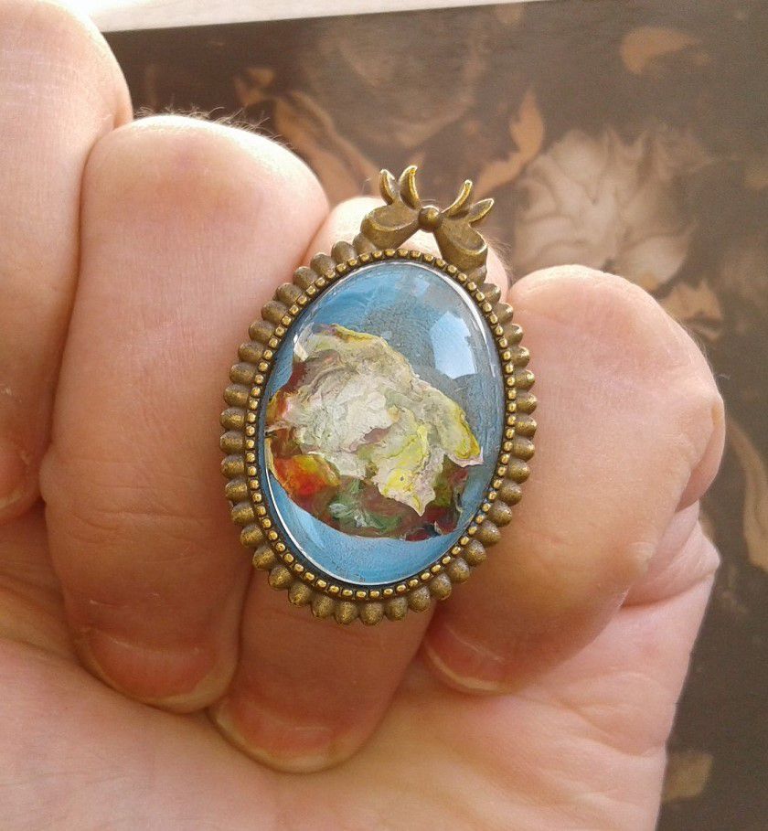 Bijou fantastique peint,par artiste française,météorite tombée du ciel,cabochon oval verre loupe,bague laiton bronze ajustable,noeud,bleu rouge marron jaune,blanc gris orange vert, bijou femme,cadeau fete noel anniversaire ,boheme gothique victorien,edouardien kawaii punk,baroque rococo art nouveau,art deco contemporain colore