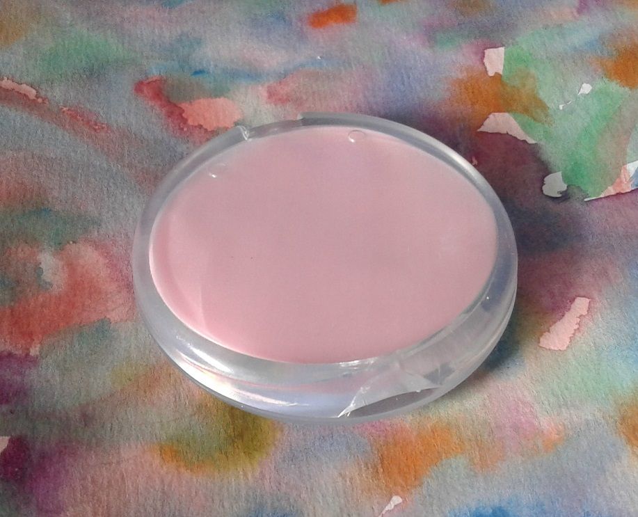 50 feuilles de savon, rose parfum la rose,dans une jolie boîte ronde,se laver les mains en toute occasion,savon de voyage,savon de poche,hygiène propreté anti bactérien,