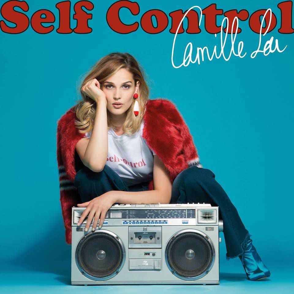 Love Me Baby, l’album conventionnel de Camille Lou