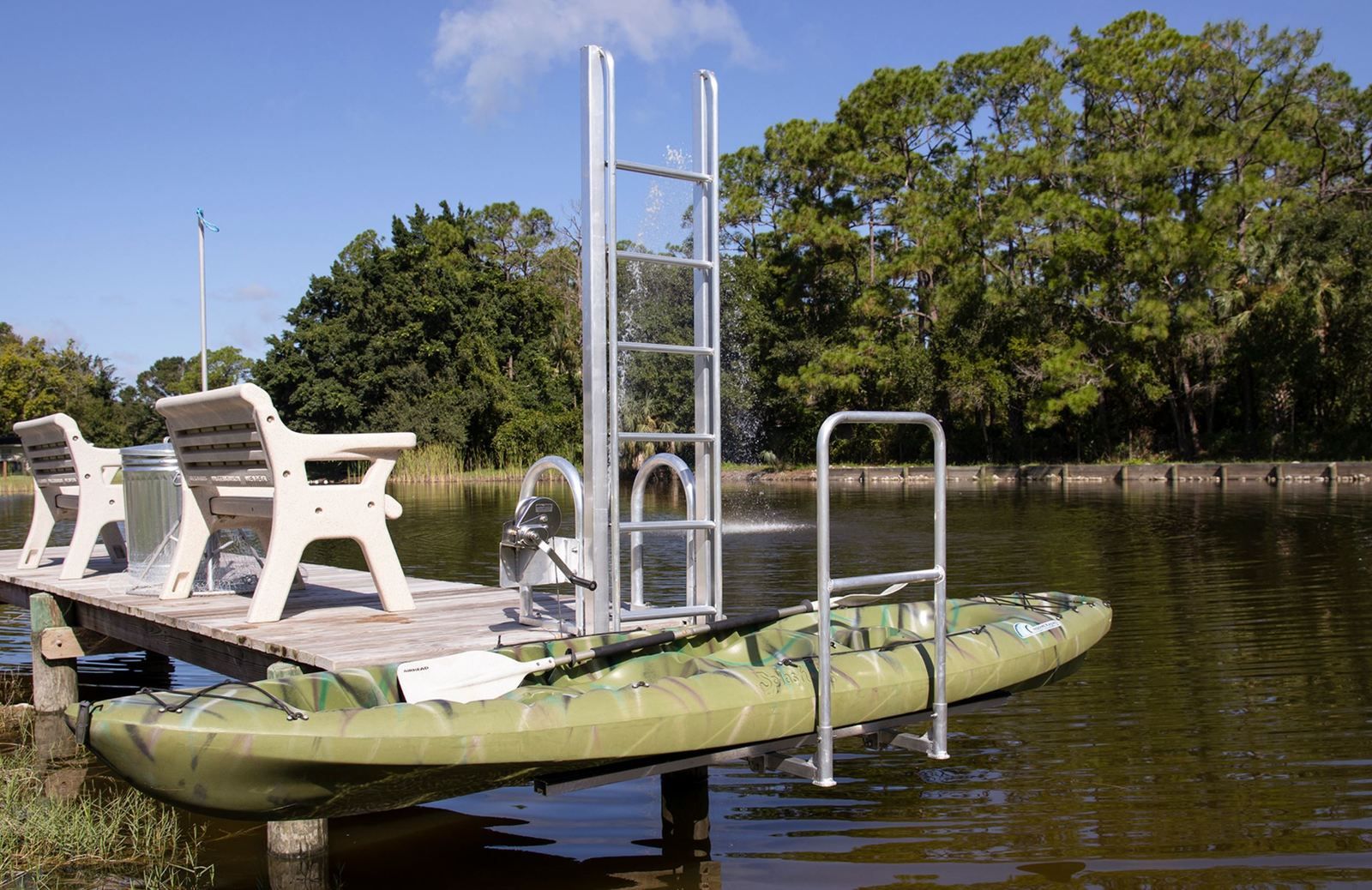 Kayaks and Canoes Lift by Golden Boat Lift