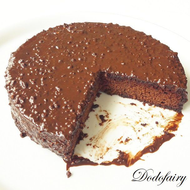 Gâteau chocolat glaçage rocher avec le chocolat de couverture &quot;LA PATELIERE&quot;