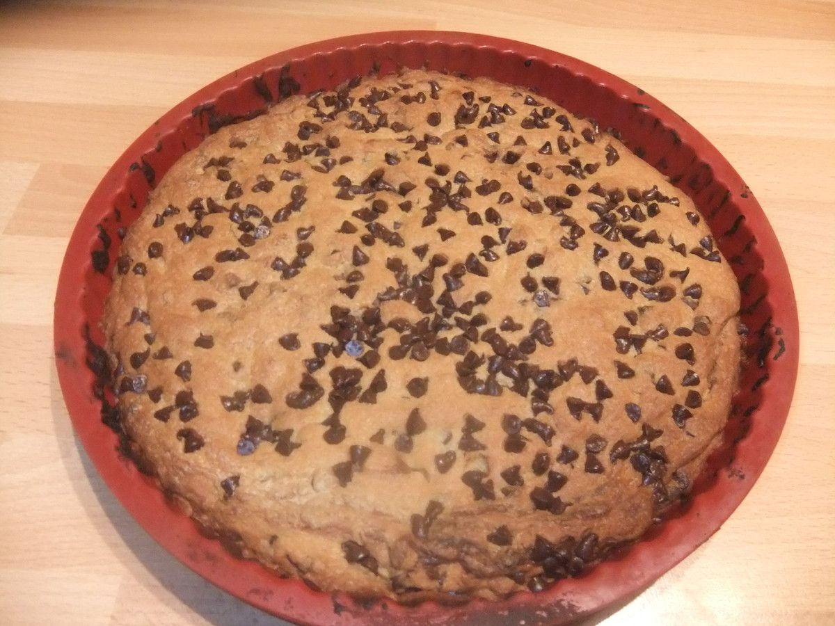 Cookie géant nutella et pépites de chocolat façon tarte - Mes petites ...