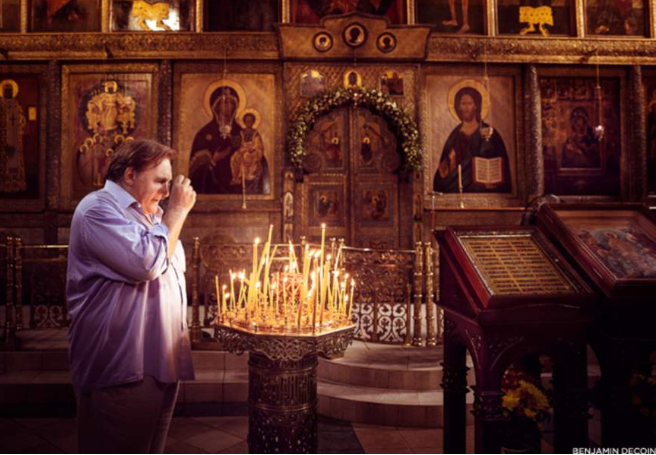 Gérard Depardieu baptisé chrétien orthodoxe dans une cathédrale russe de Paris, le 4 septembre 2020 (Photos + Vidéo - 8 min - Lecture des Confessions de Saint Augustin, par Gérard Depardieu)  Ob_54e4f2_dep