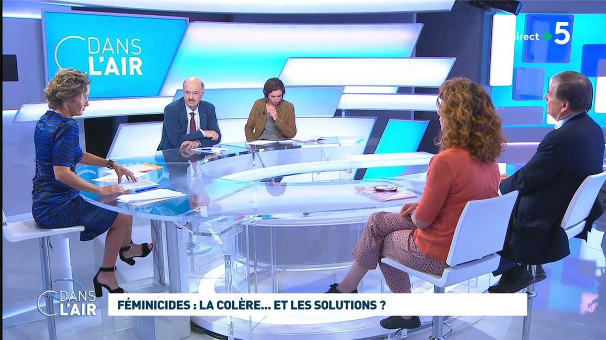 Caroline Roux C Dans l'Air France 5 le 03.09.2019 - Les Caps de TomA