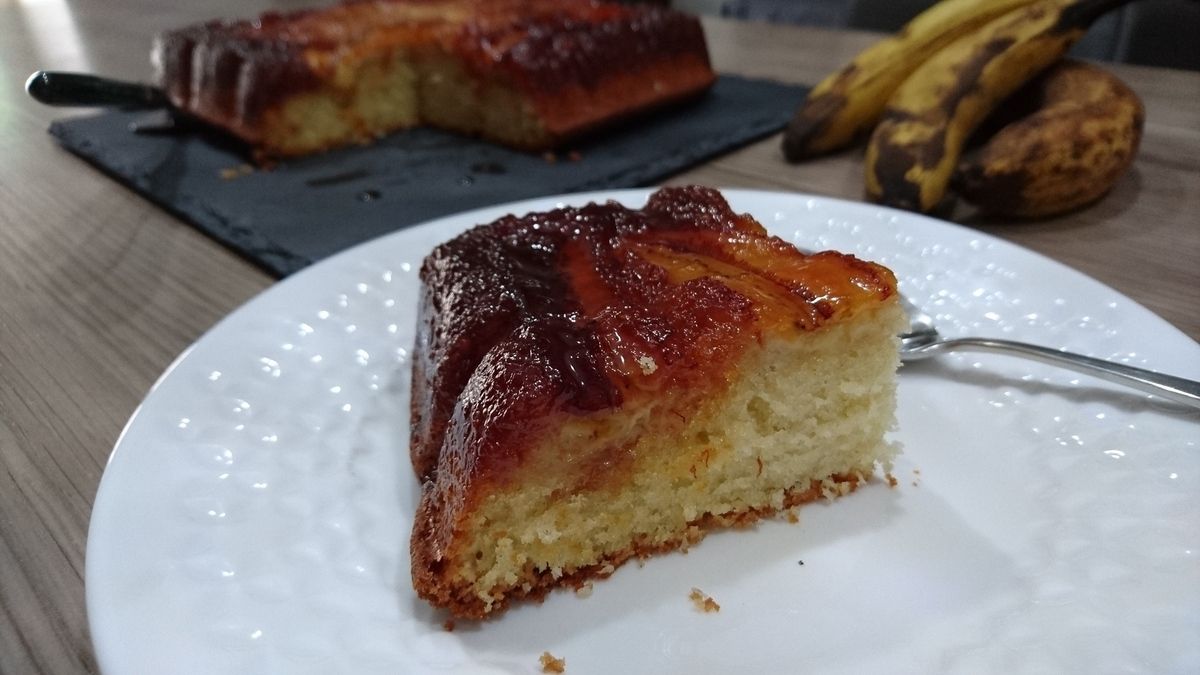 Gateau Antillais Renverse A La Banane Caramelisee Un Delice De Cacahuetes