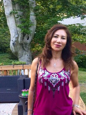Montaha GHARIB Toutes les femmes meurent pour un poème - Bleu d'Encre Editions et Revue