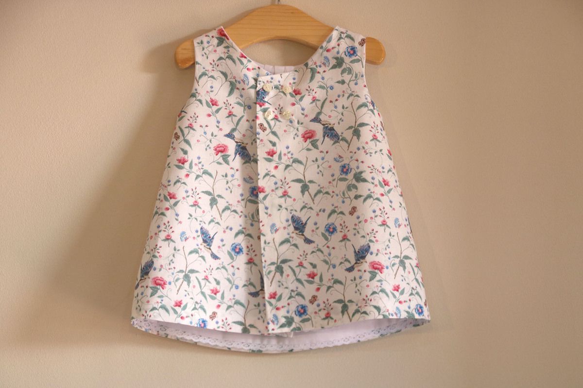 Robe trapèze pour les petites filles - Laine-et-Chiffons