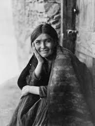 Femme Navaro E.S.Curtis