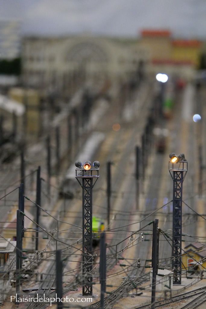 Visite des voies ferrées miniatures sous la gare de l'est