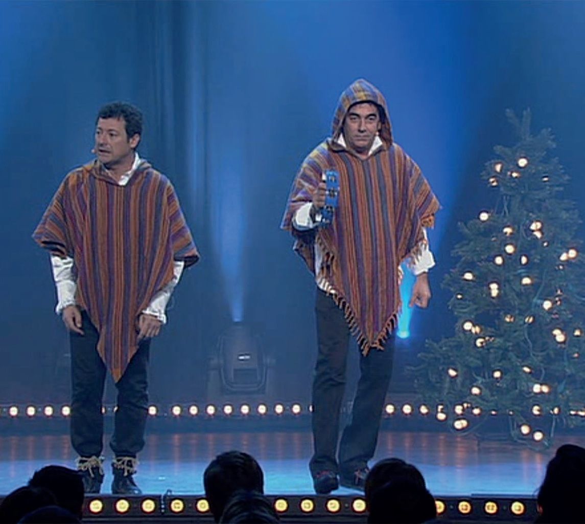 Mercredi 27 décembre à 21h00, C8 diffusera le spectacle "Les Chevaliers du Fiel chantent Noël 