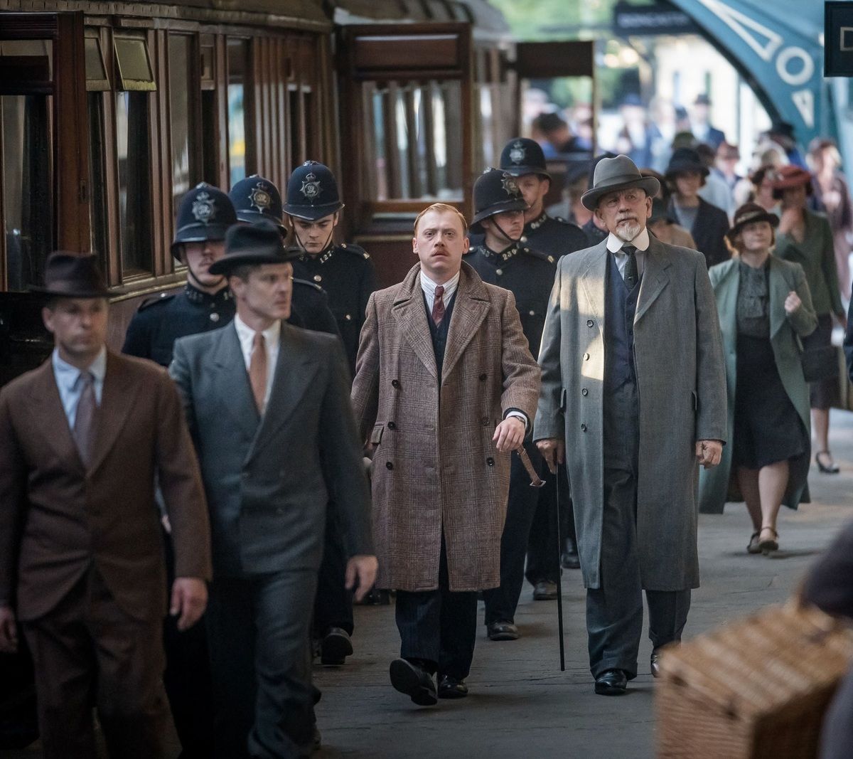 Abc Contre Poirot D Après Agatha Christie "ABC contre Poirot - D'après Agatha Christie", la mini série évènement