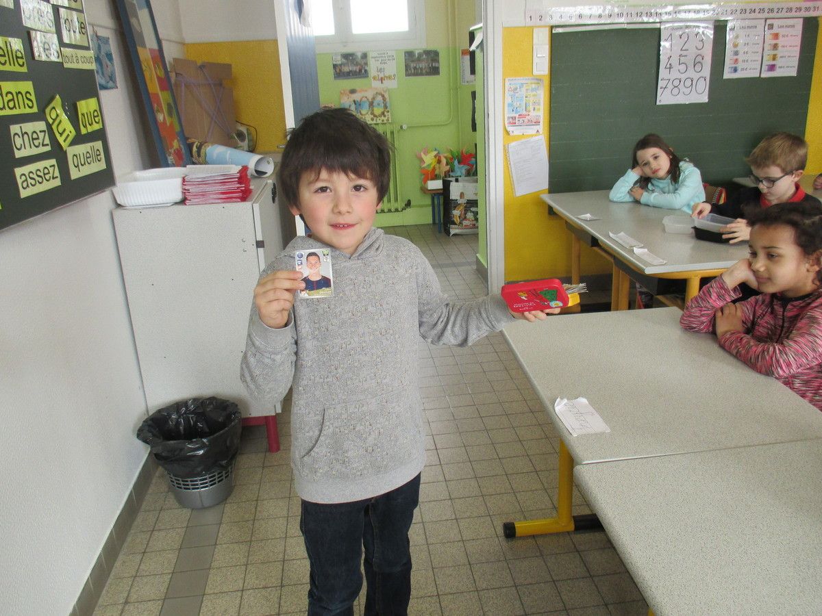 Le 100eme Jour D Ecole Les Cp Ce1 Ce2 Du Petit Paris