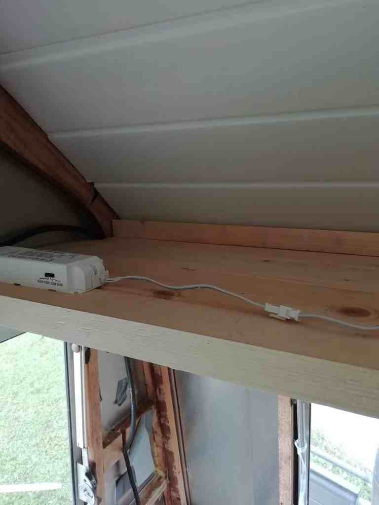 5- réfection du plafond en lambris PVC (bis) - bout 2 ficelle...