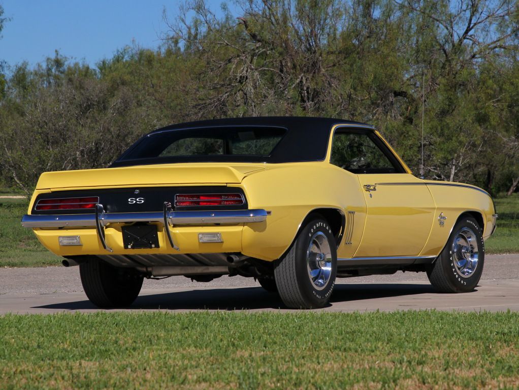 Chevrolet Camaro RS/SS 396 Sport Coupe 