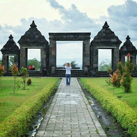 Paket Wisata Jogja Solo 4 Hari 3 Malam Jasa Seo Murah Paket Wisata Jogja Solo 4 Hari 3 Malam Jasa Seo Murah