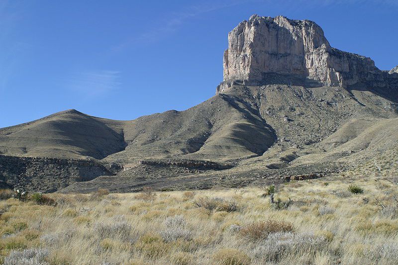 (El Capitan, photo de Leaflet, 03/01/2006, wikipedia)