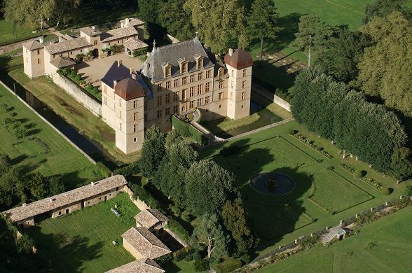 chateau-alentours-lyon