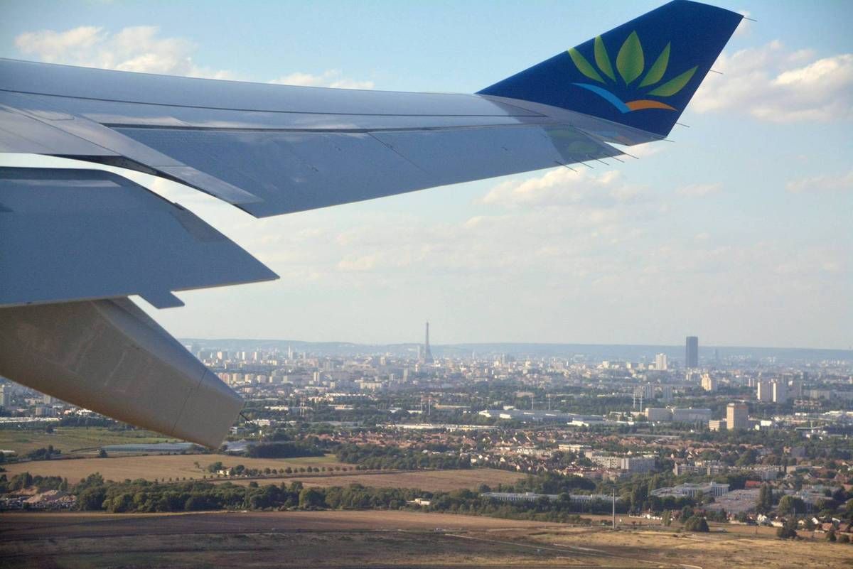 Notre Départ Orly St Denis Les Sarthois à La Réunion