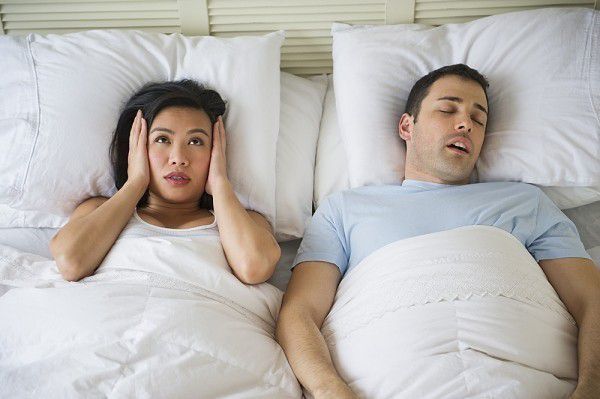 Ngủ ngáy ảnh hưởng đến bệnh tim mạch