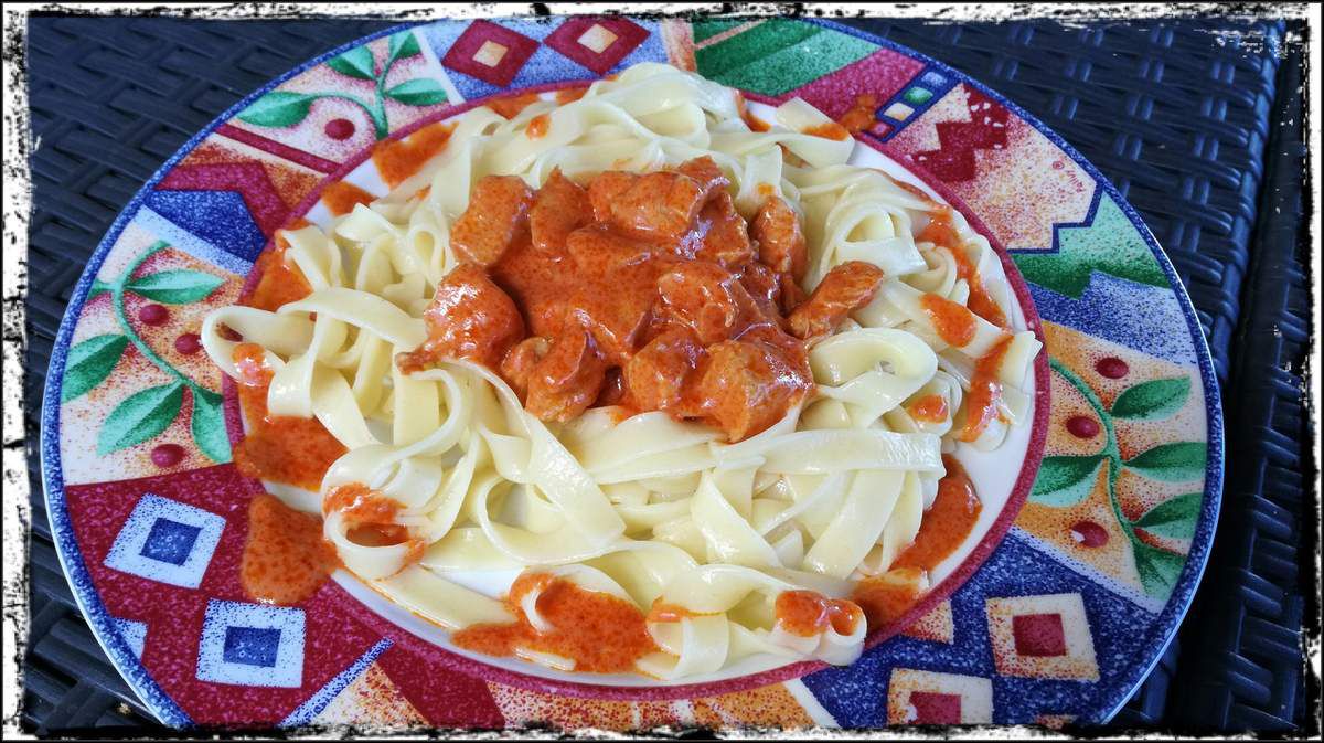 Poulet sauce au mascarpone et à la tomate de MimiCuisine - Lolotte et sa  cuisine