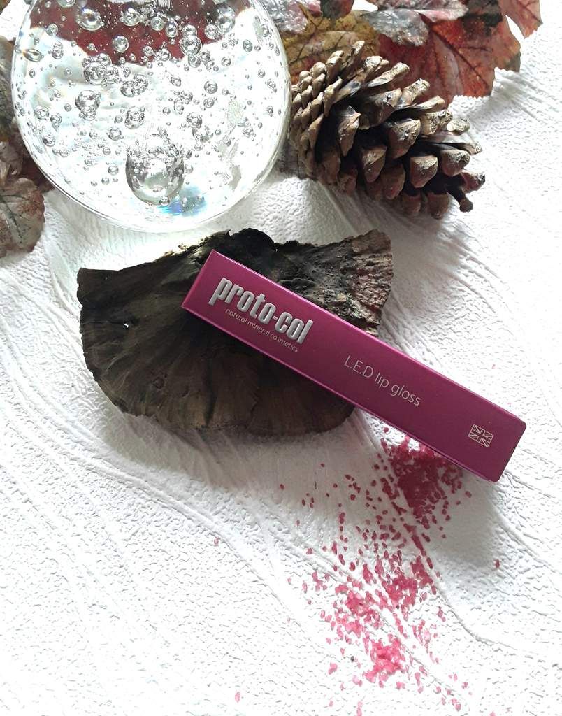 Led lip gloss proto-col