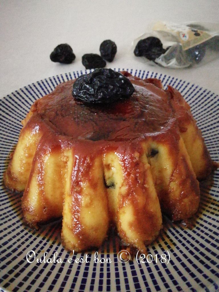 gâteau semoule pruneaux caramel