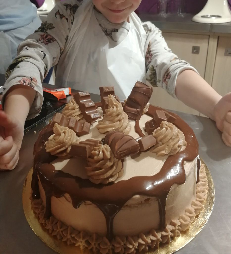 layer cake chocolat pâte à tartiner kinder