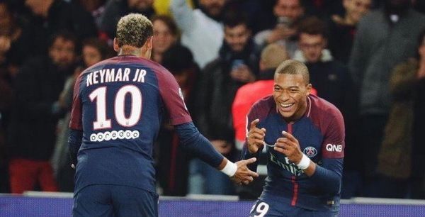 Nouveau maillot Neymar Jr PSG 2017 2018 ...