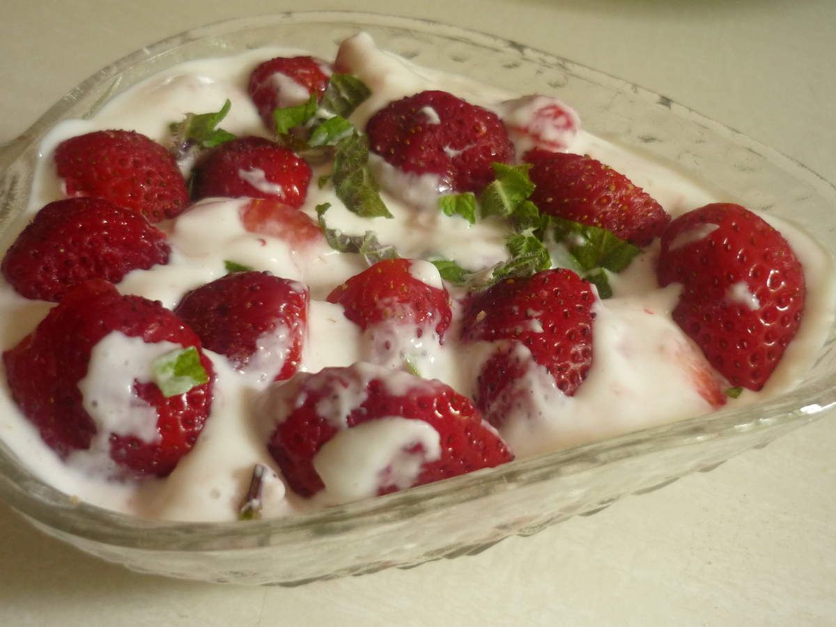 Yaourt aux fraises - Lacuisinedeflo.over-blog.com