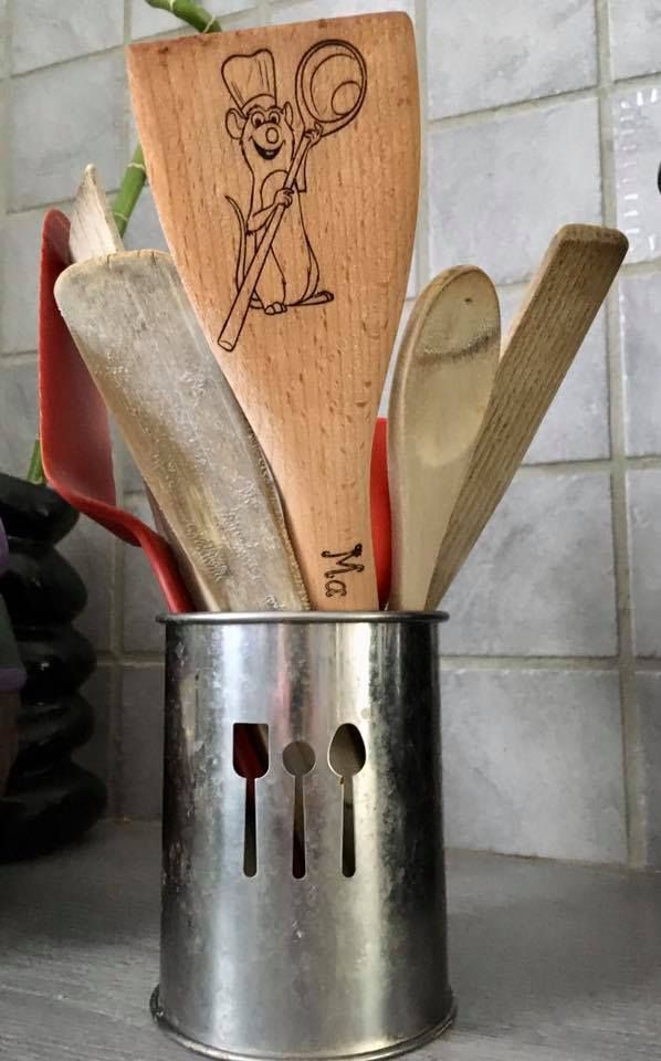 spatule en bois personnalisée