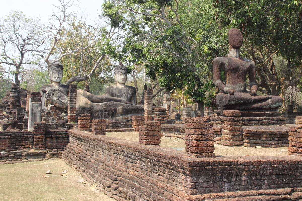 dans le parc historique de Kamphaeng Phet